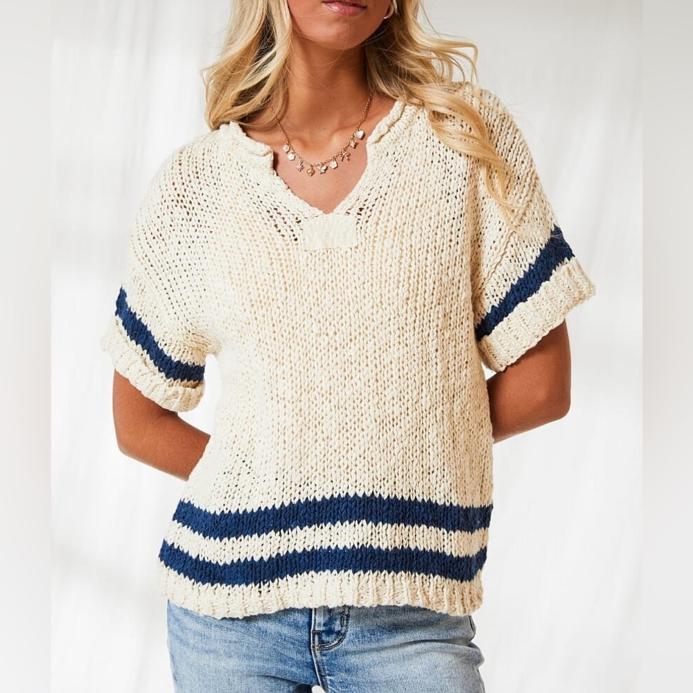 BKE Resort Edit -Open Weave Knit Sweater - Cream and Navy - Size X-Small